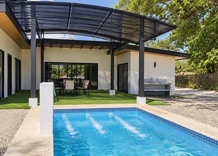 Golden Waves House *